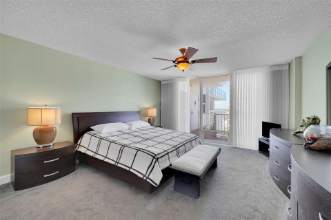 Condo in Fort Lauderdale, Florida, 2 bedrooms  № 1136407 - photo 25