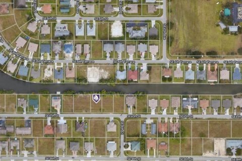 Land in Cape Coral, Florida № 1308718 - photo 12