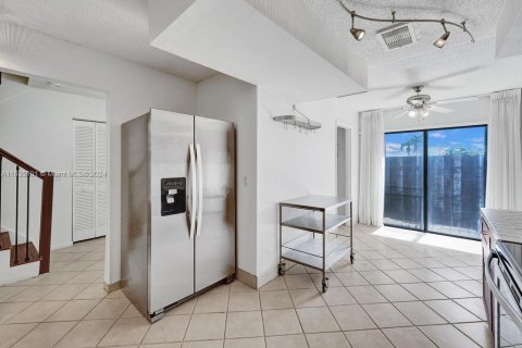 Adosado en venta en Davie, Florida, 2 dormitorios, 158.4 m2 № 1305631 - foto 19