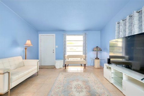 Villa ou maison à vendre à North Port, Floride: 3 chambres, 122.26 m2 № 1260687 - photo 7