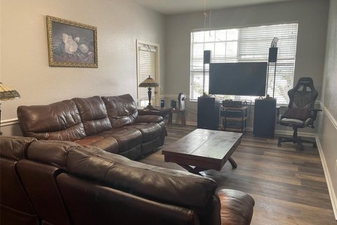 Copropriété à vendre à Orlando, Floride: 2 chambres, 97.55 m2 № 1260528 - photo 4