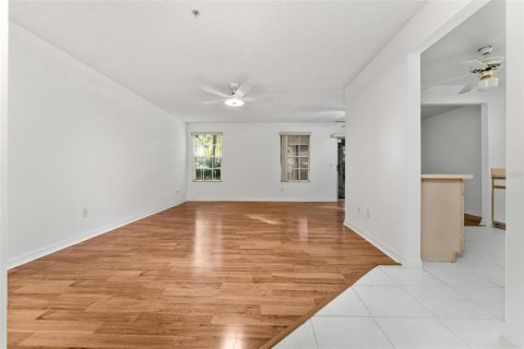 Condominio en venta en Apopka, Florida, 3 dormitorios, 106.84 m2 № 1415031 - foto 8