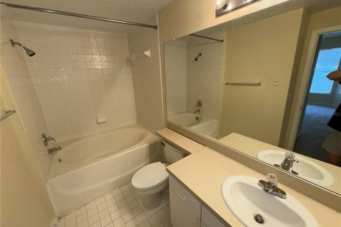 Condo in Orlando, Florida, 2 bedrooms  № 1266165 - photo 12