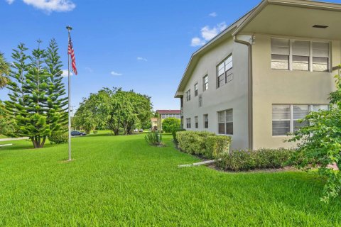 Condo in West Palm Beach, Florida, 1 bedroom  № 1116906 - photo 6