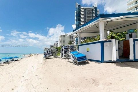 Copropriété à vendre à Miami Beach, Floride: 2 chambres, 129.32 m2 № 1309530 - photo 6