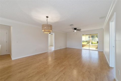 Casa en venta en The Villages, Florida, 3 dormitorios, 117.52 m2 № 1339282 - foto 7