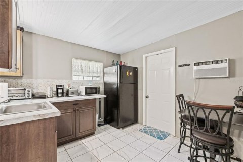 Casa en venta en Tampa, Florida, 3 dormitorios, 93.46 m2 № 1339254 - foto 22