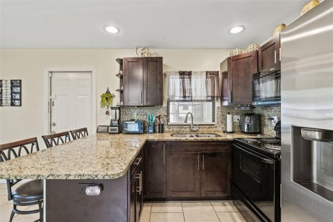 Casa en venta en Tampa, Florida, 3 dormitorios, 93.46 m2 № 1339254 - foto 15