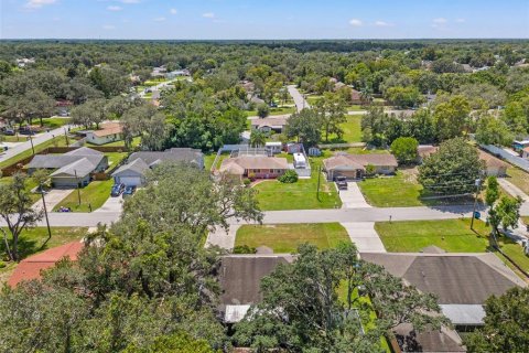 House in Spring Hill, Florida 3 bedrooms, 188.31 sq.m. № 1339283 - photo 3