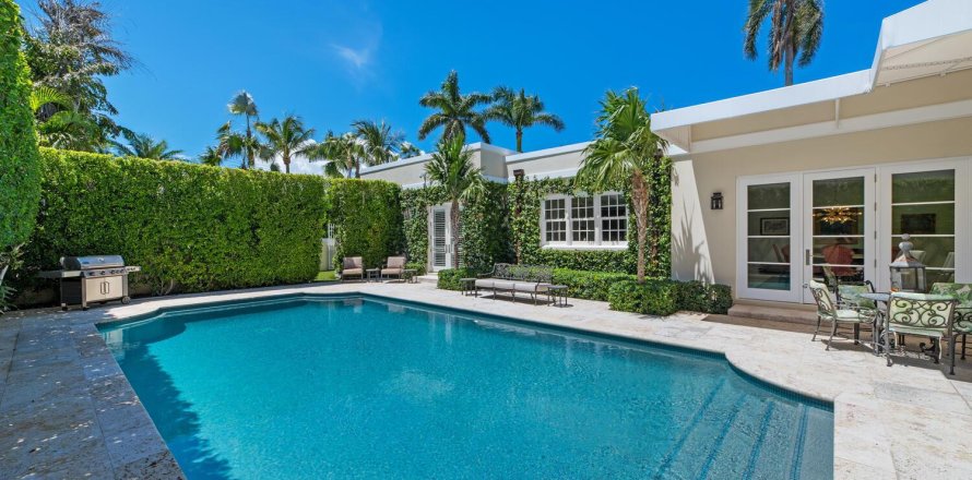 Villa ou maison à Palm Beach, Floride 4 chambres, 416.85 m2 № 959230