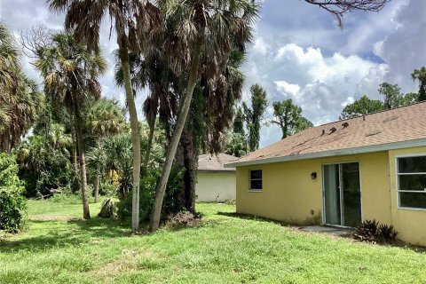 Villa ou maison à vendre à North Port, Floride: 2 chambres, 95.97 m2 № 1314657 - photo 11