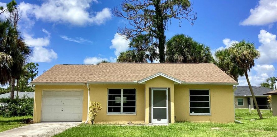 House in North Port, Florida 2 bedrooms, 95.97 sq.m. № 1314657