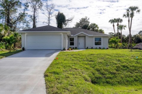 Villa ou maison à vendre à North Port, Floride: 3 chambres, 142.33 m2 № 1382856 - photo 2