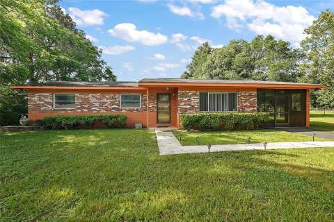 Villa ou maison à vendre à Ocala, Floride: 3 chambres, 123.84 m2 № 1351152 - photo 1