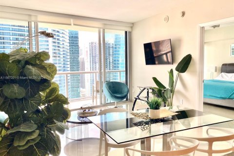 Condominio en venta en Miami, Florida, 1 dormitorio, 73.39 m2 № 1117253 - foto 4