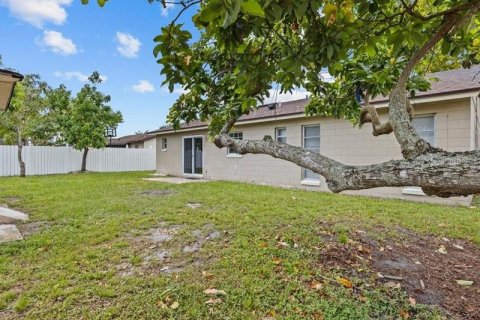 Villa ou maison à vendre à Kissimmee, Floride: 3 chambres, 109.16 m2 № 1361617 - photo 20