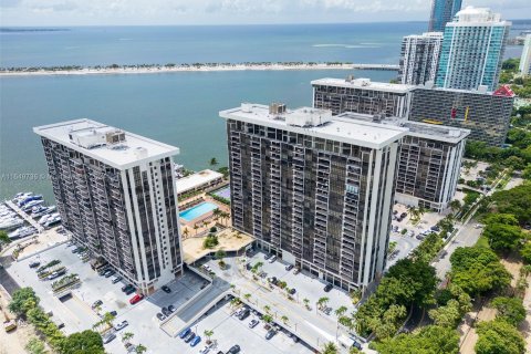 Copropriété à vendre à Miami, Floride: 2 chambres, 126.53 m2 № 1332993 - photo 3