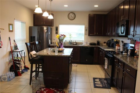 Townhouse in Davenport, Florida 3 bedrooms, 183.95 sq.m. № 1357368 - photo 7