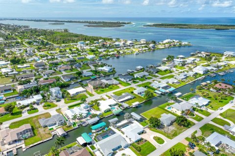 Villa ou maison à louer à Englewood, Floride: 4 chambres, 146.69 m2 № 1357554 - photo 17