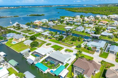 Villa ou maison à louer à Englewood, Floride: 4 chambres, 146.69 m2 № 1357554 - photo 20