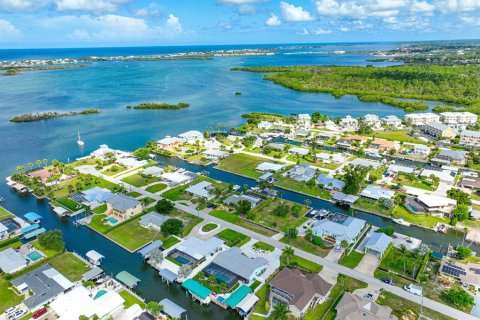 Villa ou maison à louer à Englewood, Floride: 4 chambres, 146.69 m2 № 1357554 - photo 15