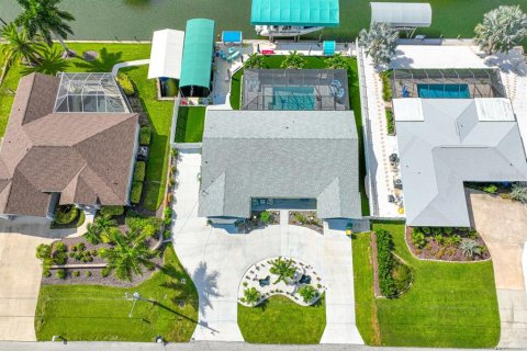 Villa ou maison à louer à Englewood, Floride: 4 chambres, 146.69 m2 № 1357554 - photo 12