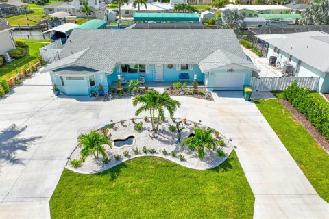 Villa ou maison à louer à Englewood, Floride: 4 chambres, 146.69 m2 № 1357554 - photo 23