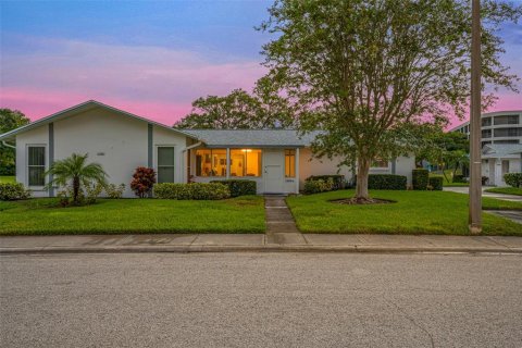 Villa ou maison à vendre à Palm Harbor, Floride: 2 chambres, 92.9 m2 № 1343624 - photo 1