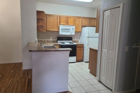 Condominio en venta en Orlando, Florida, 3 dormitorios, 119.38 m2 № 1003345 - foto 4