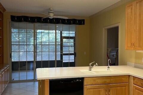 House in Jacksonville, Florida 3 bedrooms, 211.72 sq.m. № 885724 - photo 9