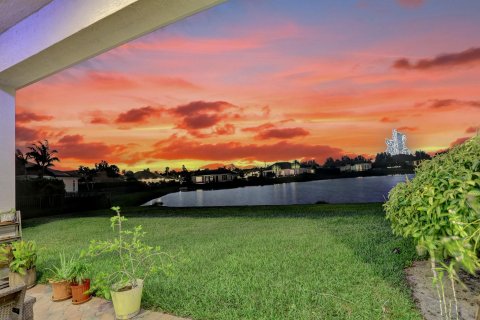 House in Davie, Florida 5 bedrooms, 462.93 sq.m. № 1081633 - photo 11