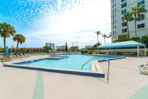 Copropriété à vendre à Pompano Beach, Floride: 2 chambres, 132.85 m2 № 1081551 - photo 12