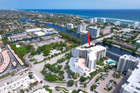 Copropriété à vendre à Pompano Beach, Floride: 2 chambres, 132.85 m2 № 1081551 - photo 2