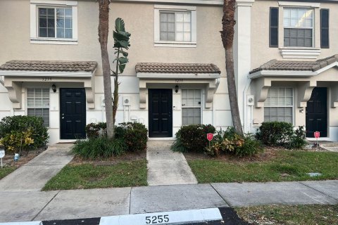 Townhouse in West Palm Beach, Florida 2 bedrooms, 93.65 sq.m. № 807573 - photo 19
