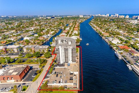 Condo in Fort Lauderdale, Florida, 1 bedroom  № 1177475 - photo 2