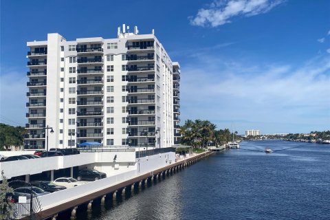 Condominio en venta en Fort Lauderdale, Florida, 1 dormitorio, 89.93 m2 № 1177475 - foto 16