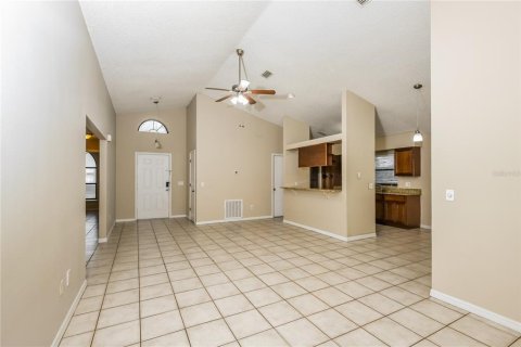 Casa en alquiler en Deltona, Florida, 3 dormitorios, 125.7 m2 № 1378183 - foto 6