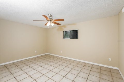 Casa en alquiler en Deltona, Florida, 3 dormitorios, 125.7 m2 № 1378183 - foto 9