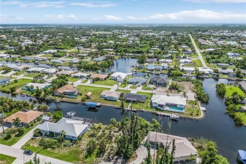 Terreno en venta en Punta Gorda, Florida № 1108147 - foto 1