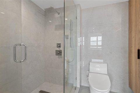 Copropriété à vendre à Miami Beach, Floride: 2 chambres, 104.98 m2 № 1304887 - photo 22