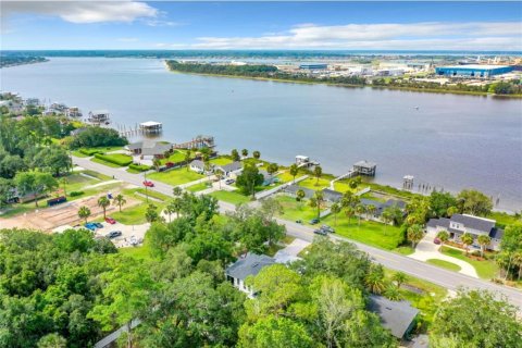 Villa ou maison à vendre à Jacksonville, Floride: 3 chambres, 204.38 m2 № 1197926 - photo 5