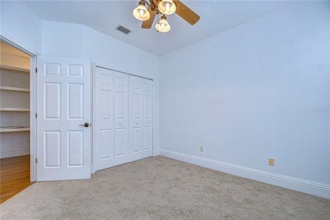 Townhouse in Tampa, Florida 3 bedrooms, 178.19 sq.m. № 1400592 - photo 23