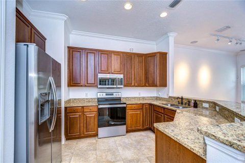 Townhouse in Tampa, Florida 3 bedrooms, 178.19 sq.m. № 1400592 - photo 8