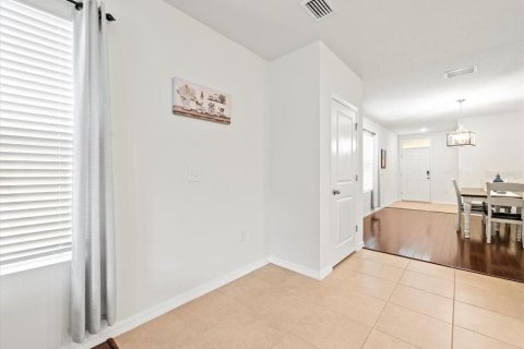 Casa en venta en Tampa, Florida, 3 dormitorios, 140.84 m2 № 1388791 - foto 19