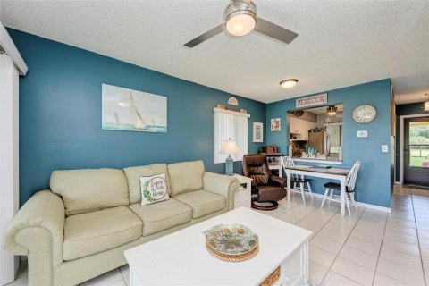 Condominio en alquiler en Sarasota, Florida, 1 dormitorio, 62.8 m2 № 1387254 - foto 11