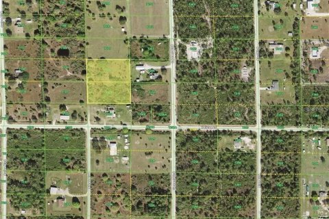 Terreno en venta en Punta Gorda, Florida № 826128 - foto 1