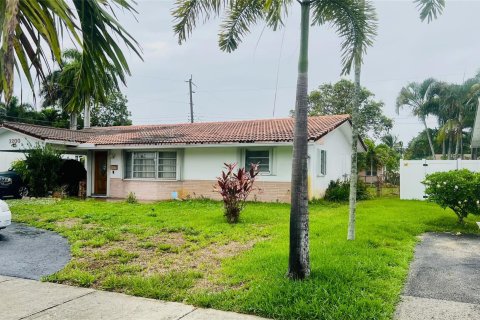 Villa ou maison à vendre à Fort Lauderdale, Floride: 3 chambres, 173.17 m2 № 1228615 - photo 1