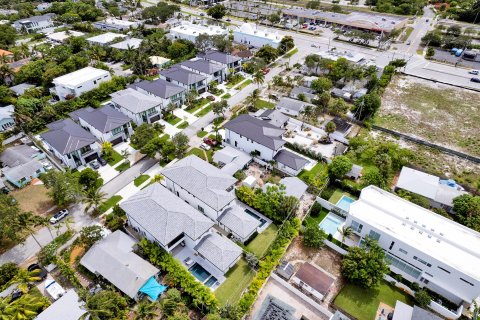 Villa ou maison à vendre à Delray Beach, Floride: 4 chambres, 340.02 m2 № 1228668 - photo 3