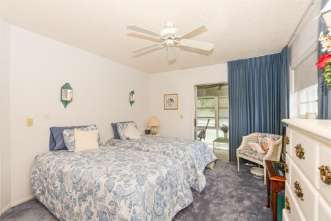 Condo in Stuart, Florida, 2 bedrooms  № 579683 - photo 21