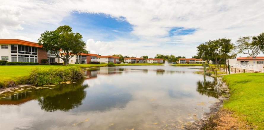 Condo à Stuart, Floride, 2 chambres  № 579683